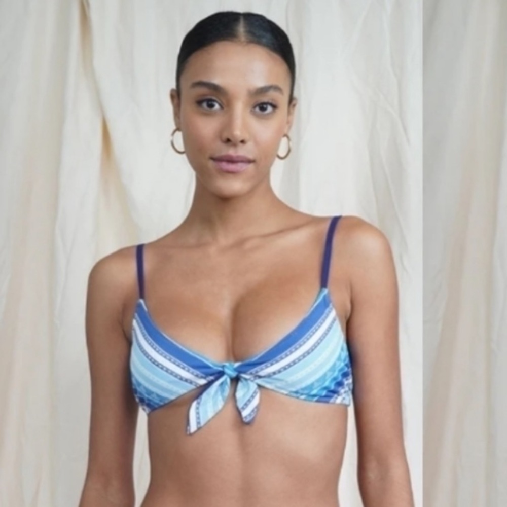 lemlem‎ blue and white Eshal bikini top size XL